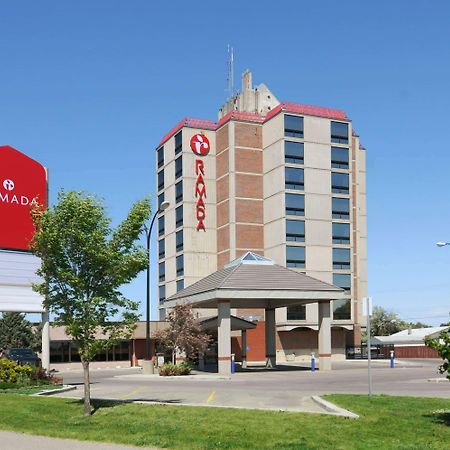 Ramada By Wyndham Lethbridge Hotel Kültér fotó